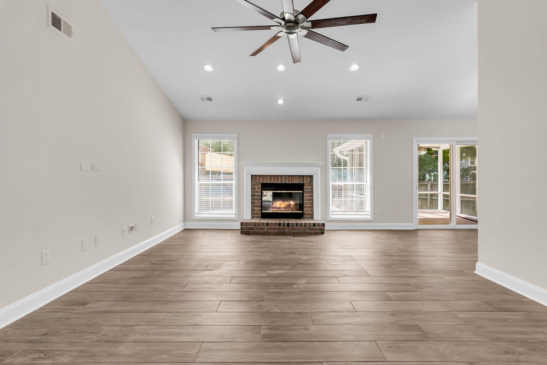 8354 Longridge Road Photo 6