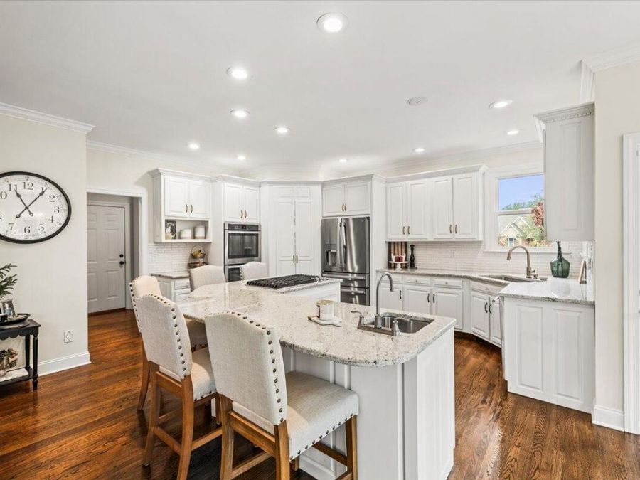 Property Image 38