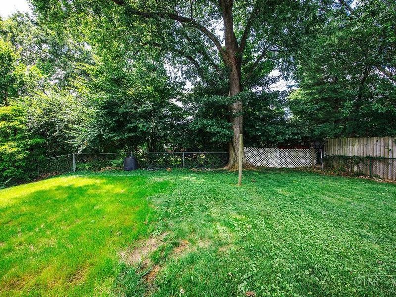 5499 Woodhaven Drive, Green Township, OH 45248 Photo 33