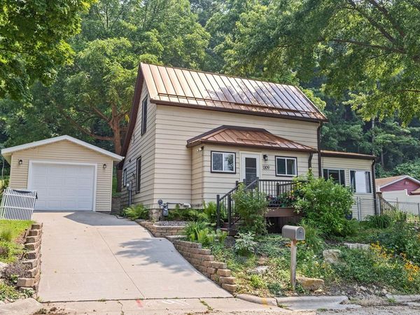 1309 31st PLACE S, La Crosse, WI 54601