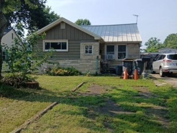 724 Lonsvale Drive, Anderson, IN 46013
