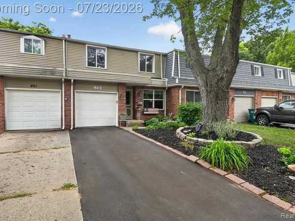 423 Leland Street, Flushing, MI 48433
