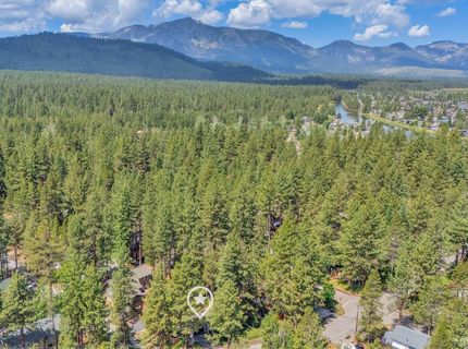768 Michael Drive, South Lake Tahoe, CA 96150 Photo