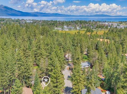768 Michael Drive, South Lake Tahoe, CA 96150 Photo