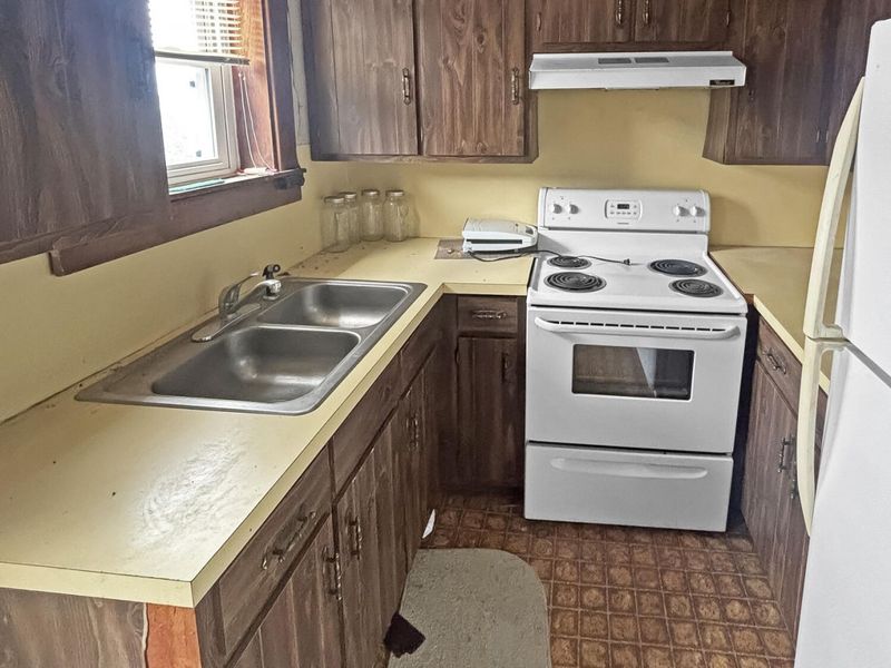 2 S MAIN , Arcanum, OH 45304 Photo 11