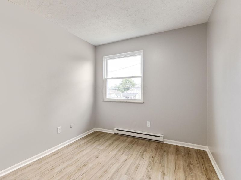 524 Clarendon Avenue , Columbus, OH 43223 Photo 12
