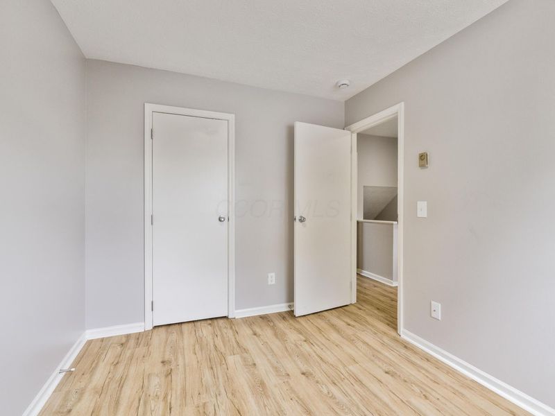 524 Clarendon Avenue , Columbus, OH 43223 Photo 13