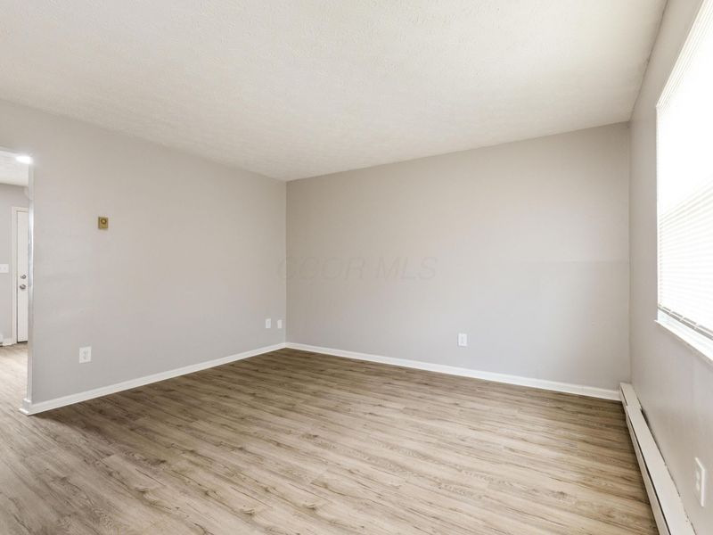 524 Clarendon Avenue , Columbus, OH 43223 Photo 3