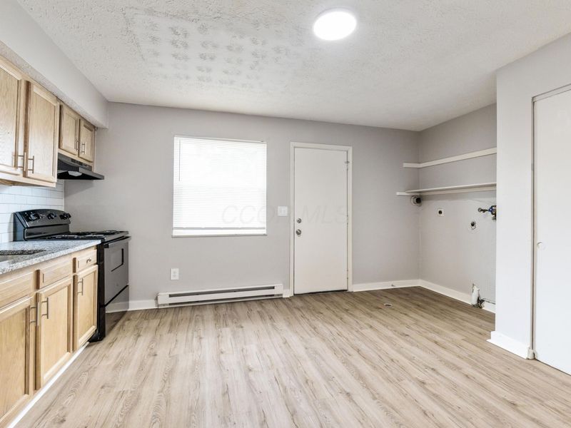 524 Clarendon Avenue , Columbus, OH 43223 Photo 7