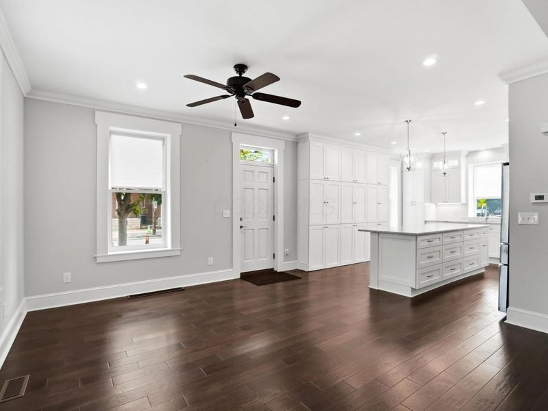 717 S 3rd Street, Columbus, OH 43206 Photo 16