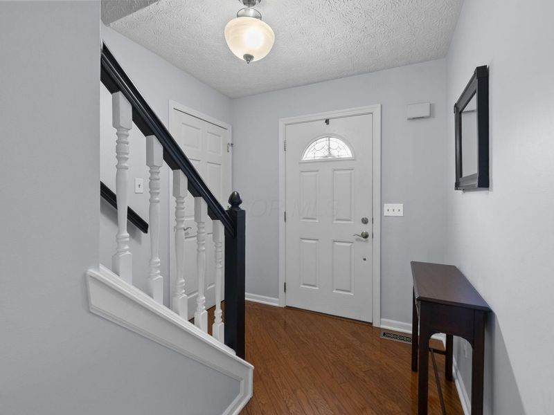 6862 Erie Court, Dublin, OH 43017 Photo 2