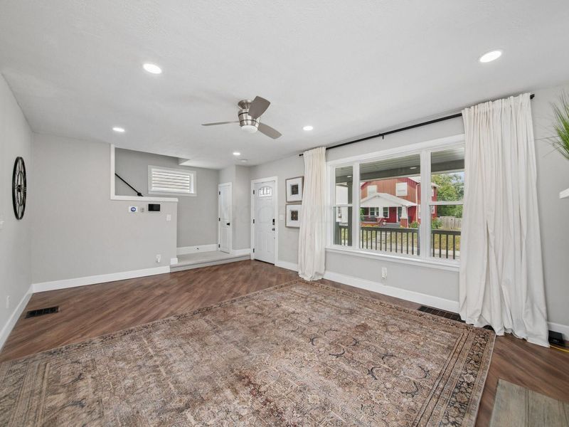 977 Gilbert Street, Columbus, OH 43206 Photo 6