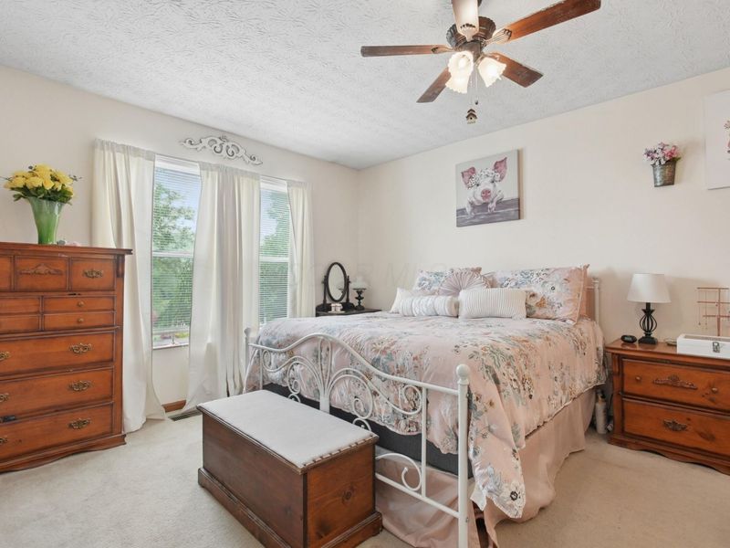 538 Thompson Avenue , Ashville, OH 43103 Photo 5