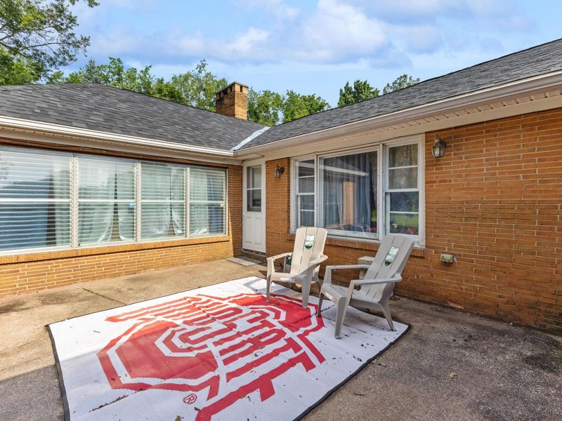 553 Oak Street , Mansfield, OH 44907 Photo 4