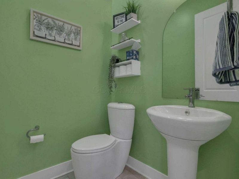 268 N Neruda Avenue, Columbus, OH 43201 Photo 26