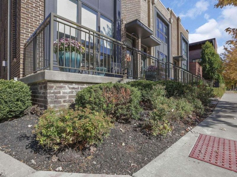 268 N Neruda Avenue, Columbus, OH 43201 Photo 4