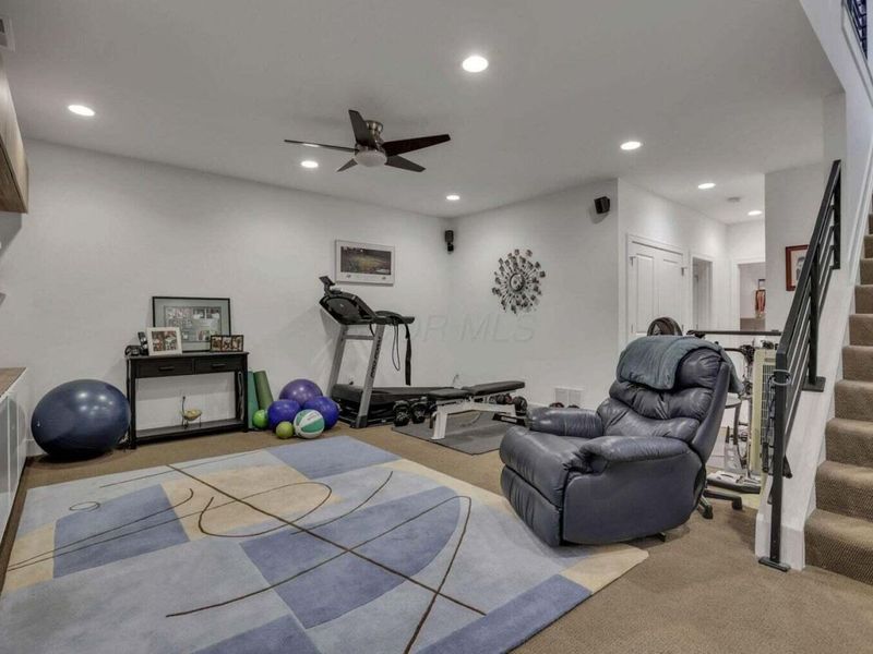 268 N Neruda Avenue, Columbus, OH 43201 Photo 50