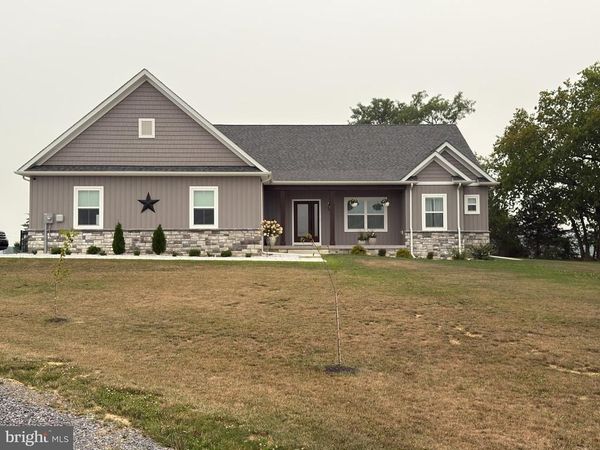 8638 REGAL DRIVE, MERCERSBURG, PA 17236