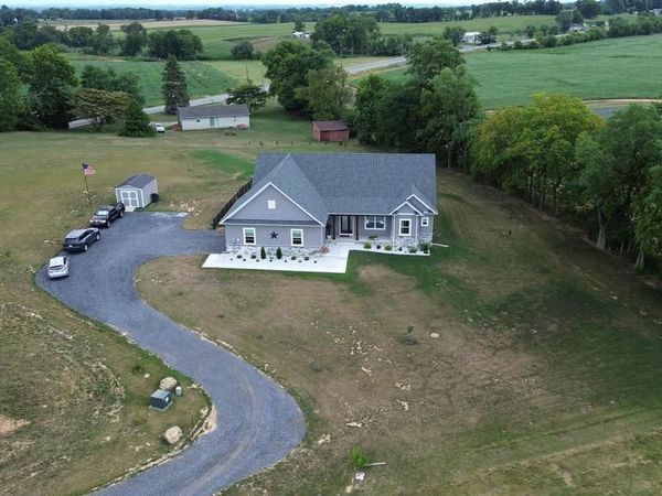 8638 REGAL DRIVE, MERCERSBURG, PA 17236