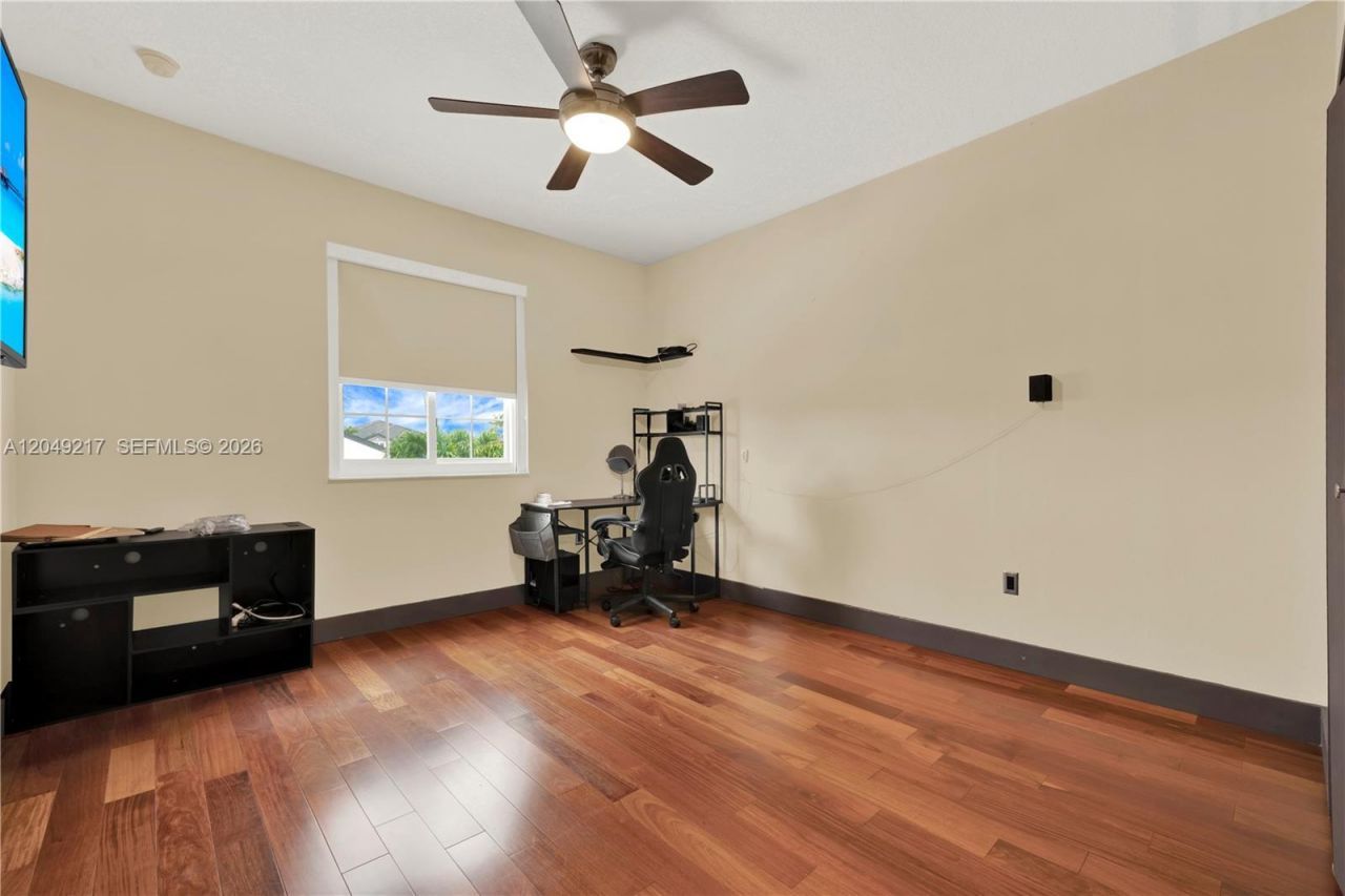 2470 SW 153rd Pass , Miami, FL 33185 Photo