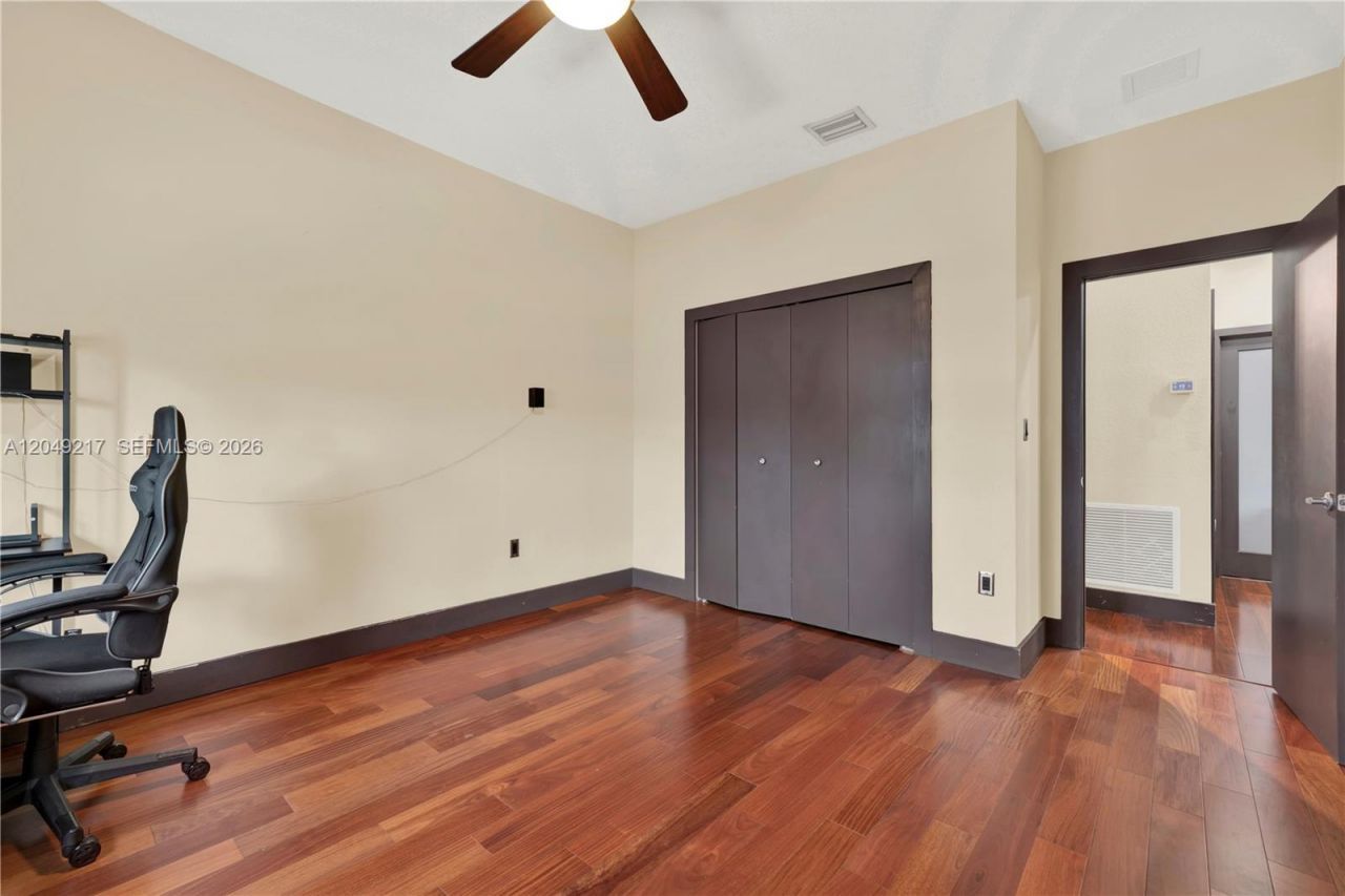 2470 SW 153rd Pass , Miami, FL 33185 Photo