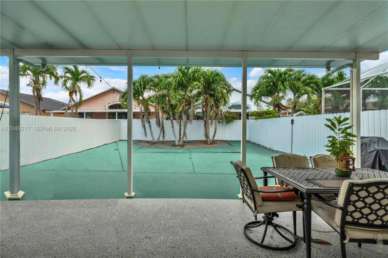 2470 SW 153rd Pass , Miami, FL 33185 Photo