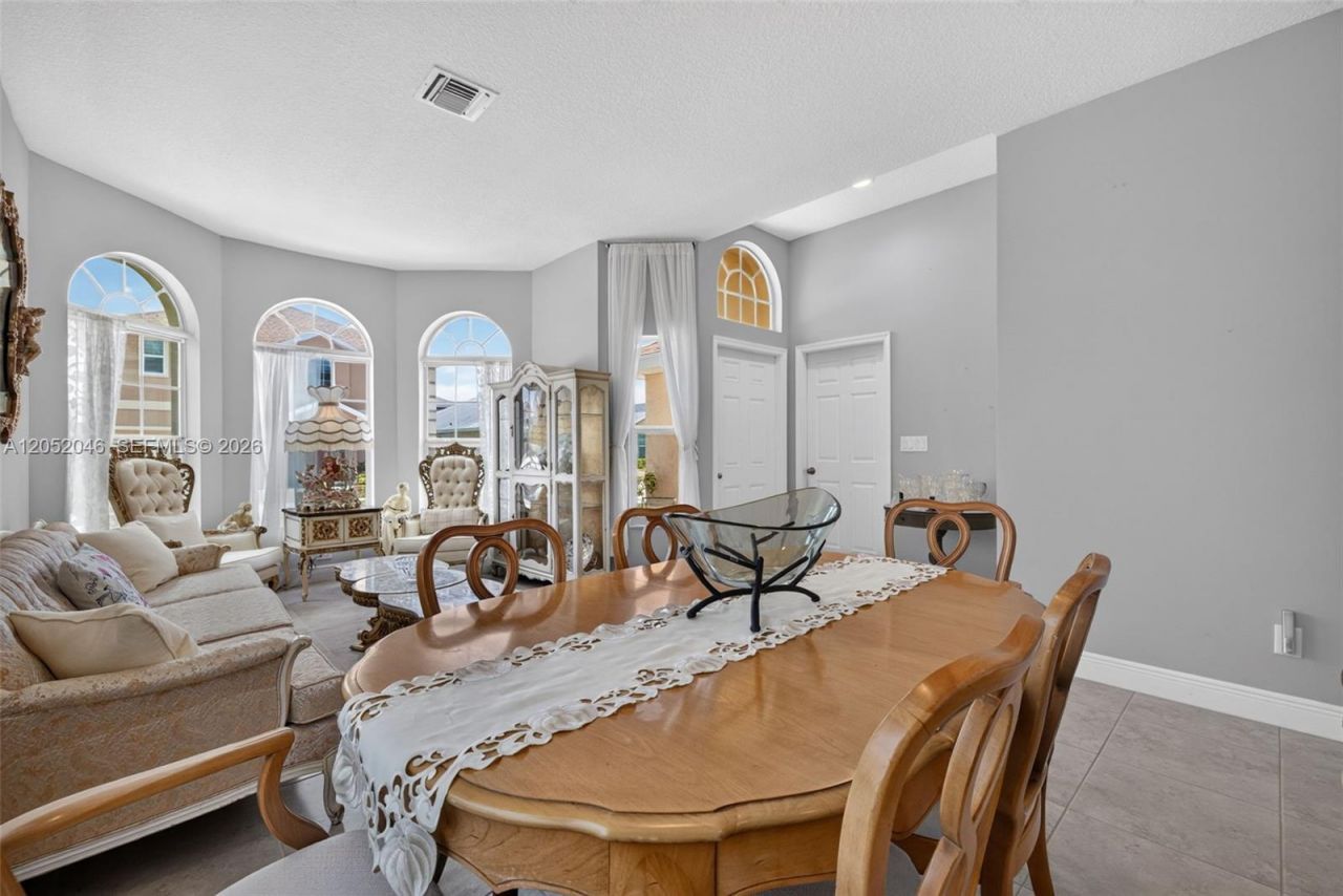 9760 Palm Breezes Dr , Fort Pierce, FL 34945 Photo