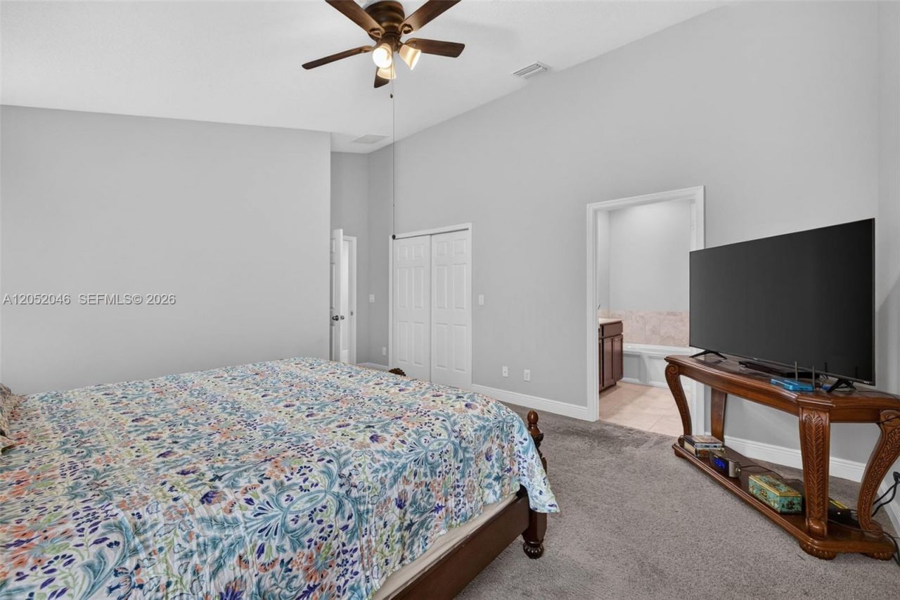 9760 Palm Breezes Dr , Fort Pierce, FL 34945 Photo