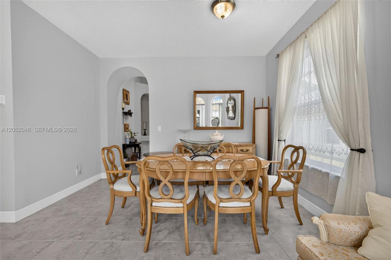 9760 Palm Breezes Dr , Fort Pierce, FL 34945 Photo