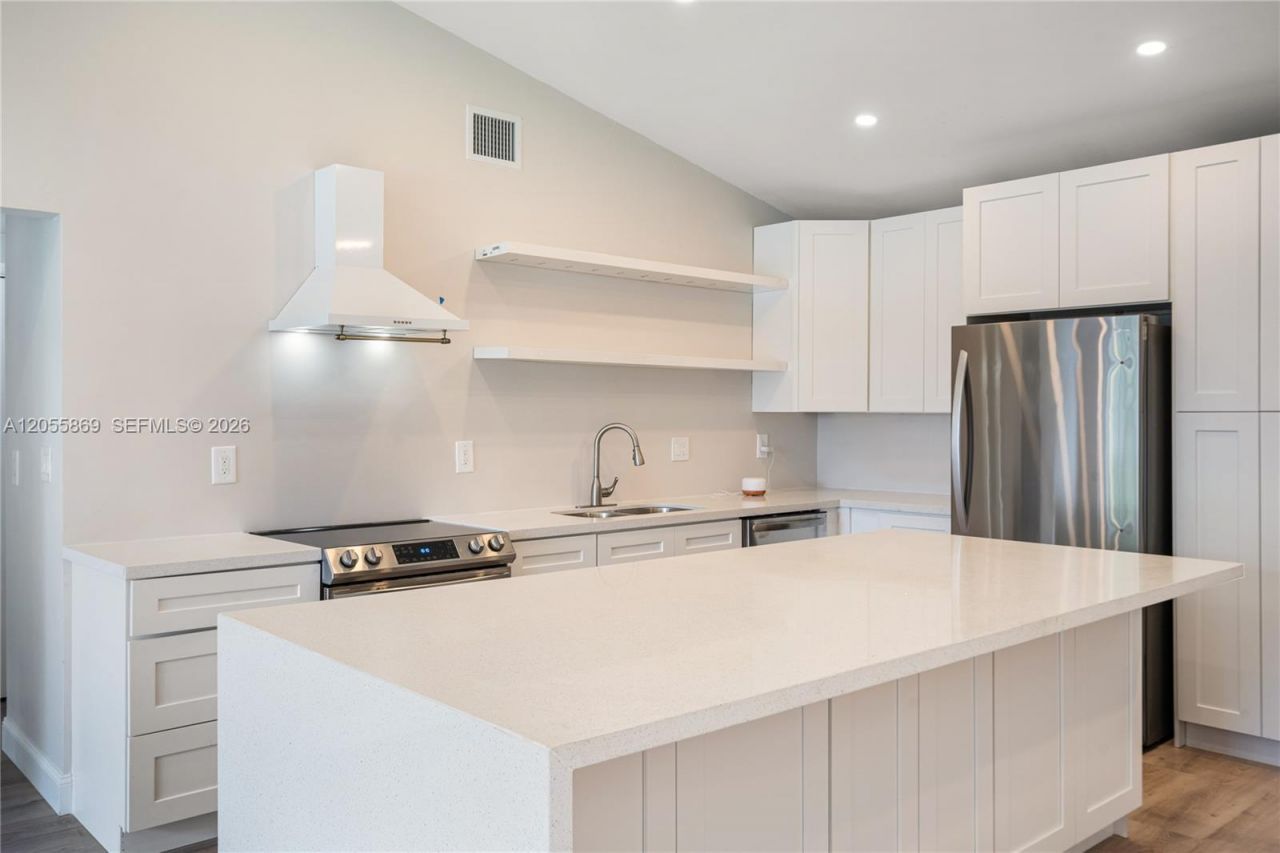11511 SW 81st Rd , Unit 11511, Pinecrest, FL 33156 Photo