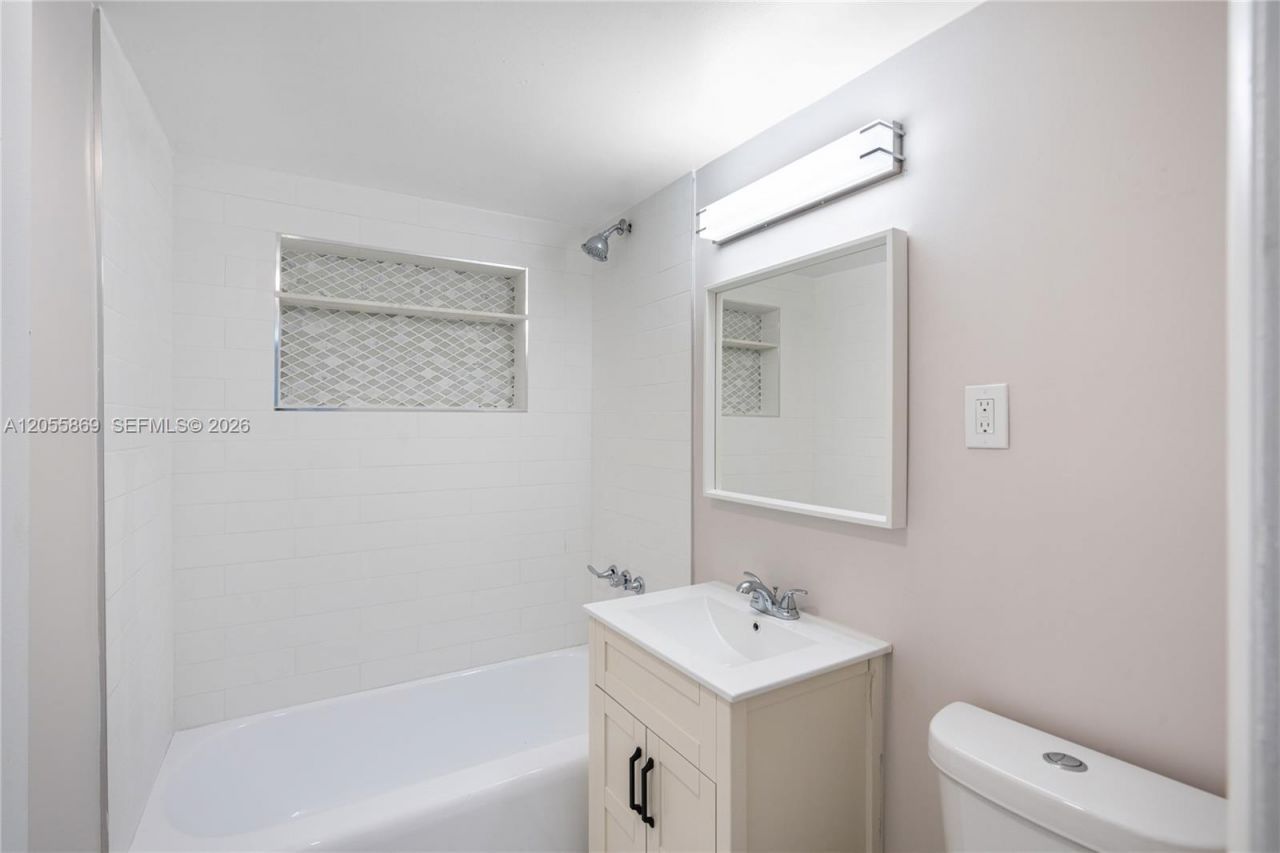 11511 SW 81st Rd , Unit 11511, Pinecrest, FL 33156 Photo