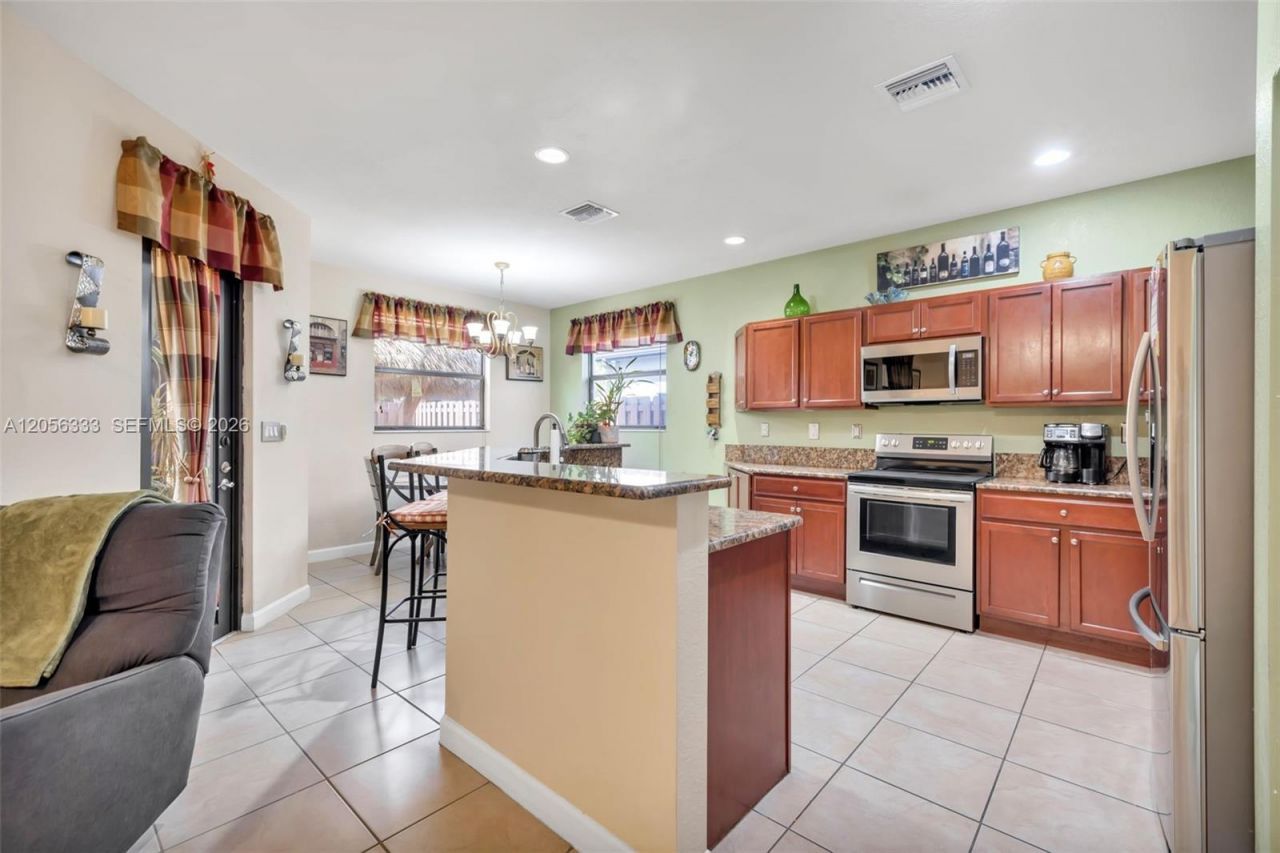 10445 SW 226th St, Cutler Bay, FL 33190 Photo