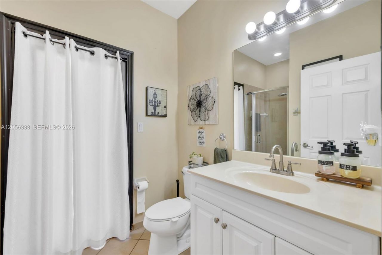 10445 SW 226th St, Cutler Bay, FL 33190 Photo