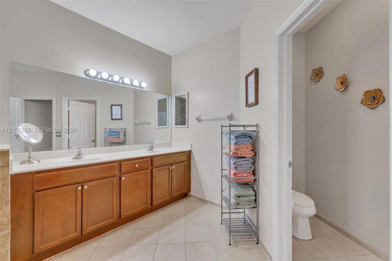 10445 SW 226th St, Cutler Bay, FL 33190 Photo