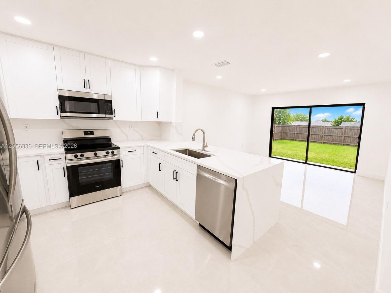 17343 NW 66th Pl, Hialeah, FL 33015 Photo