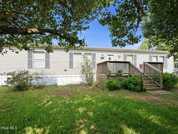 208 Easy Street, Cape Carteret, NC 28584