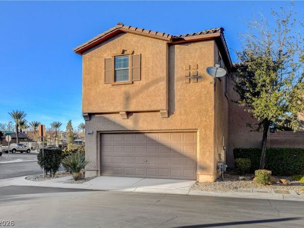 8964 Salvatore Street, Las Vegas, NV 89148
