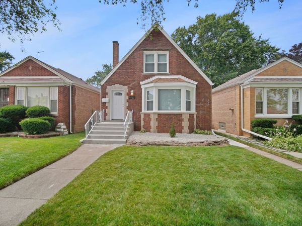 9722 S Ellis Avenue, Chicago, IL 60628