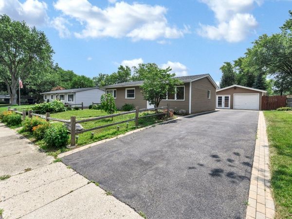 18595 W Pamela Place , Gurnee, IL 60031