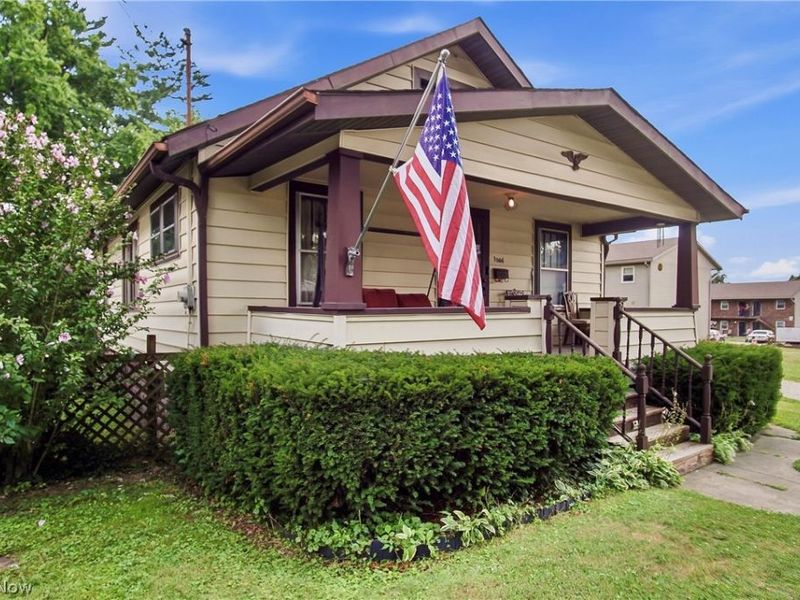 1006 Pershing Road, Zanesville, OH 43701 Photo 2