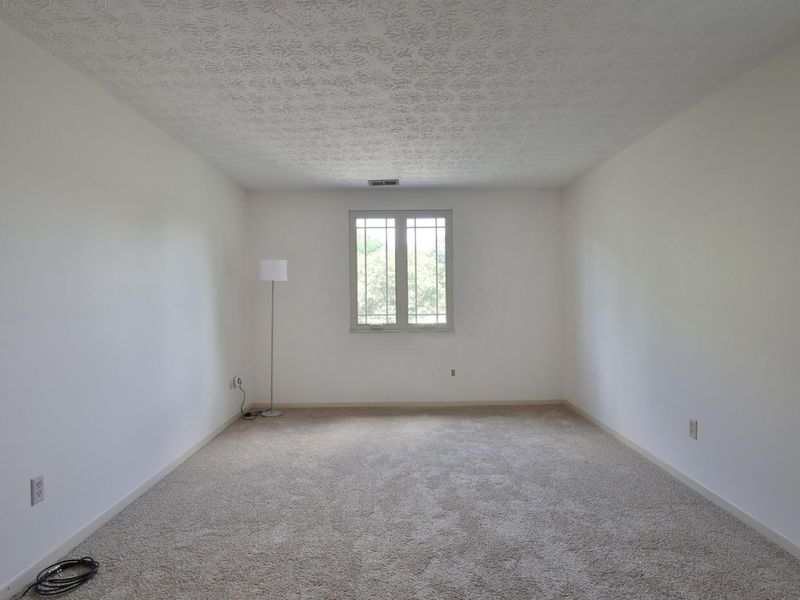 6570 Brock Street, Dublin, OH 43017 Photo 24