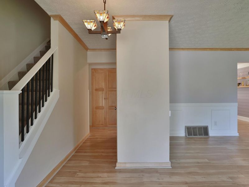 6570 Brock Street, Dublin, OH 43017 Photo 6