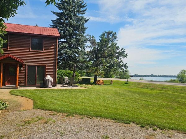 21225 County Road 8 , Cold Spring, MN 56320