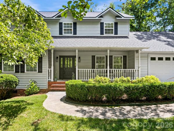 302 Shadecrest Lane , Mills River, NC 28759