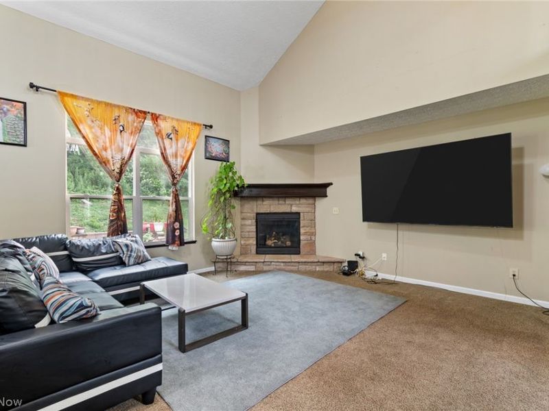 2693 Superior Drive, Uniontown, OH 44685 Photo 4