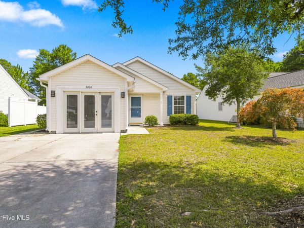 7404 Huckleberry Lane SW, Sunset Beach, NC 28468