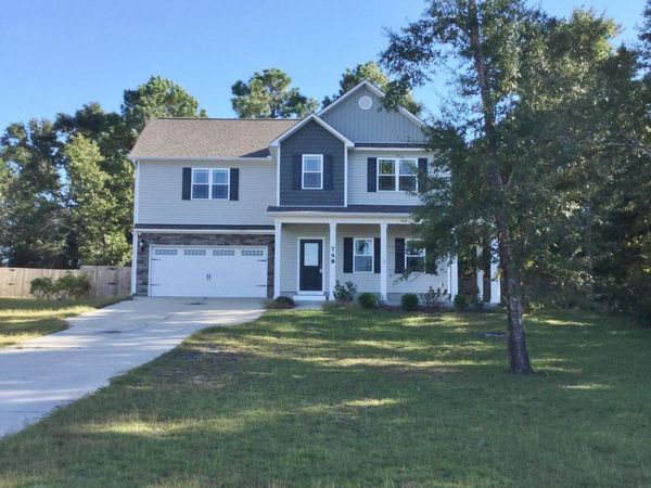 748 Chadwick Shores Drive, Sneads Ferry, NC 28460