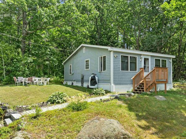 25 South Mayhew Turnpike, Hebron, NH 03241