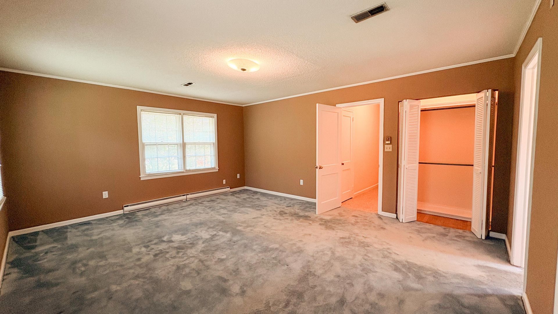 208 George Street Photo 15