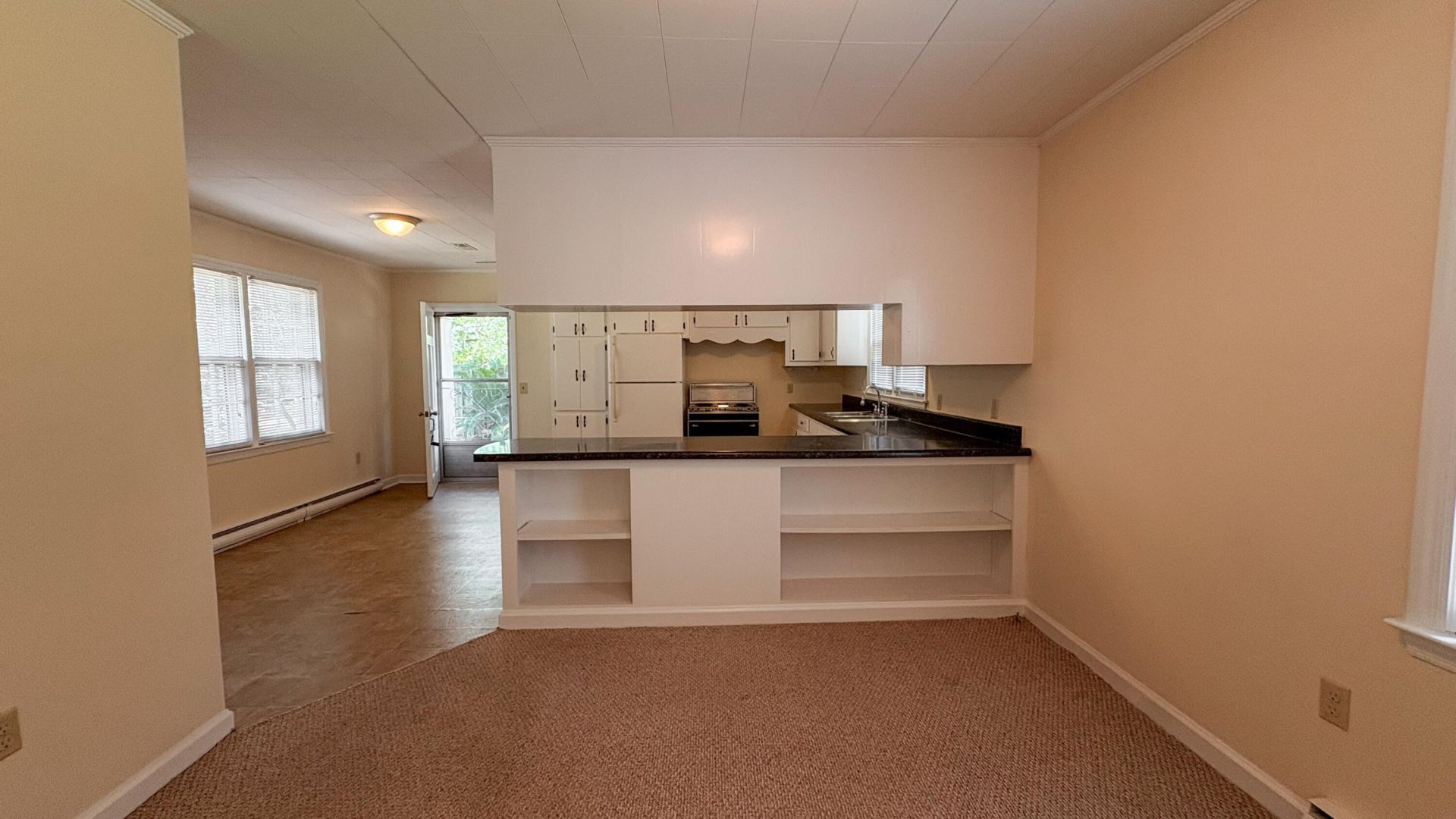 208 George Street Photo 9